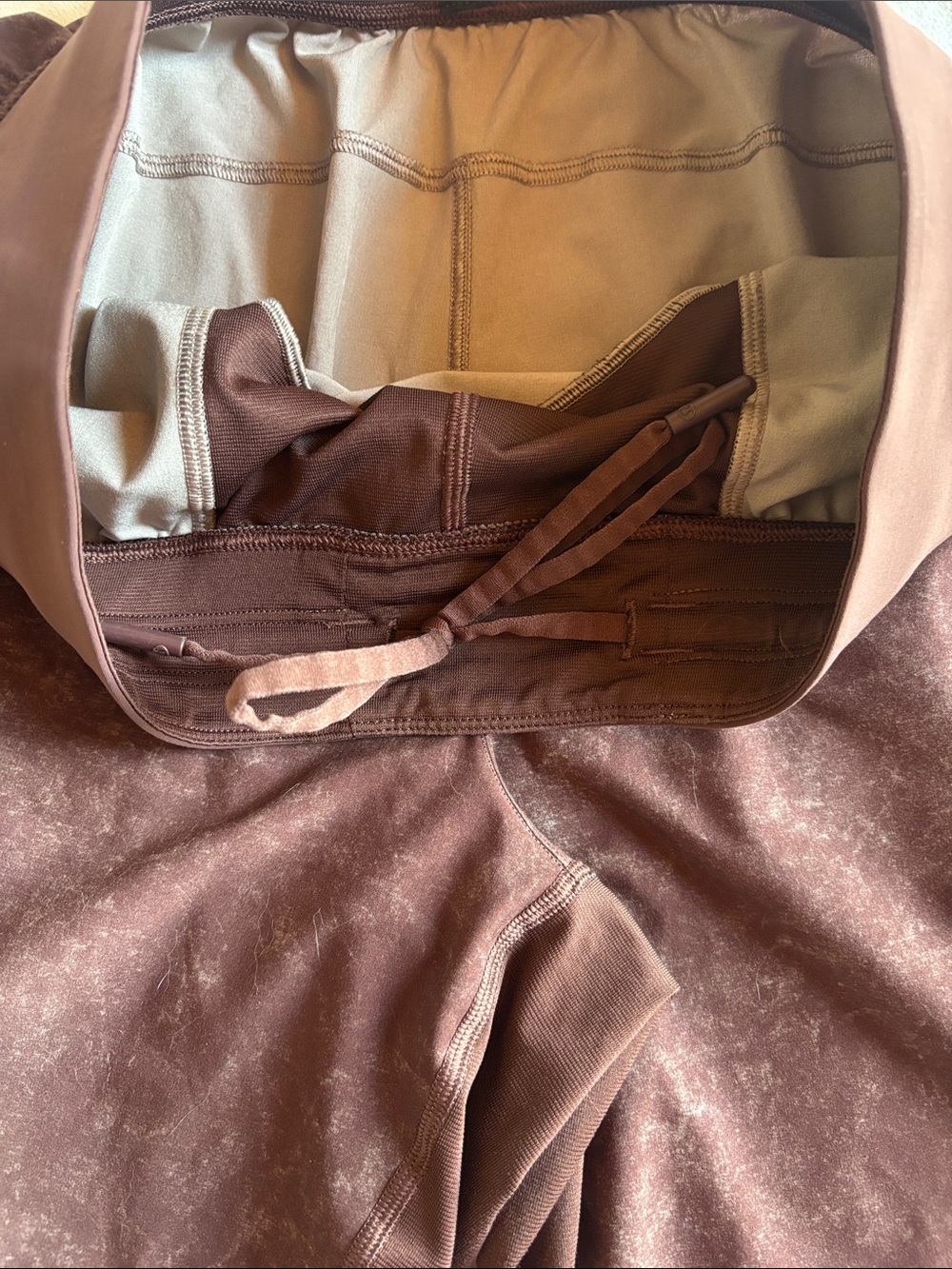 Men’s Lululemon Shorts - Picture 3 of 5